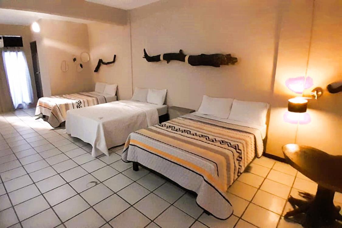 טפצ'ולה Hotel Sexta Avenida מראה חיצוני תמונה