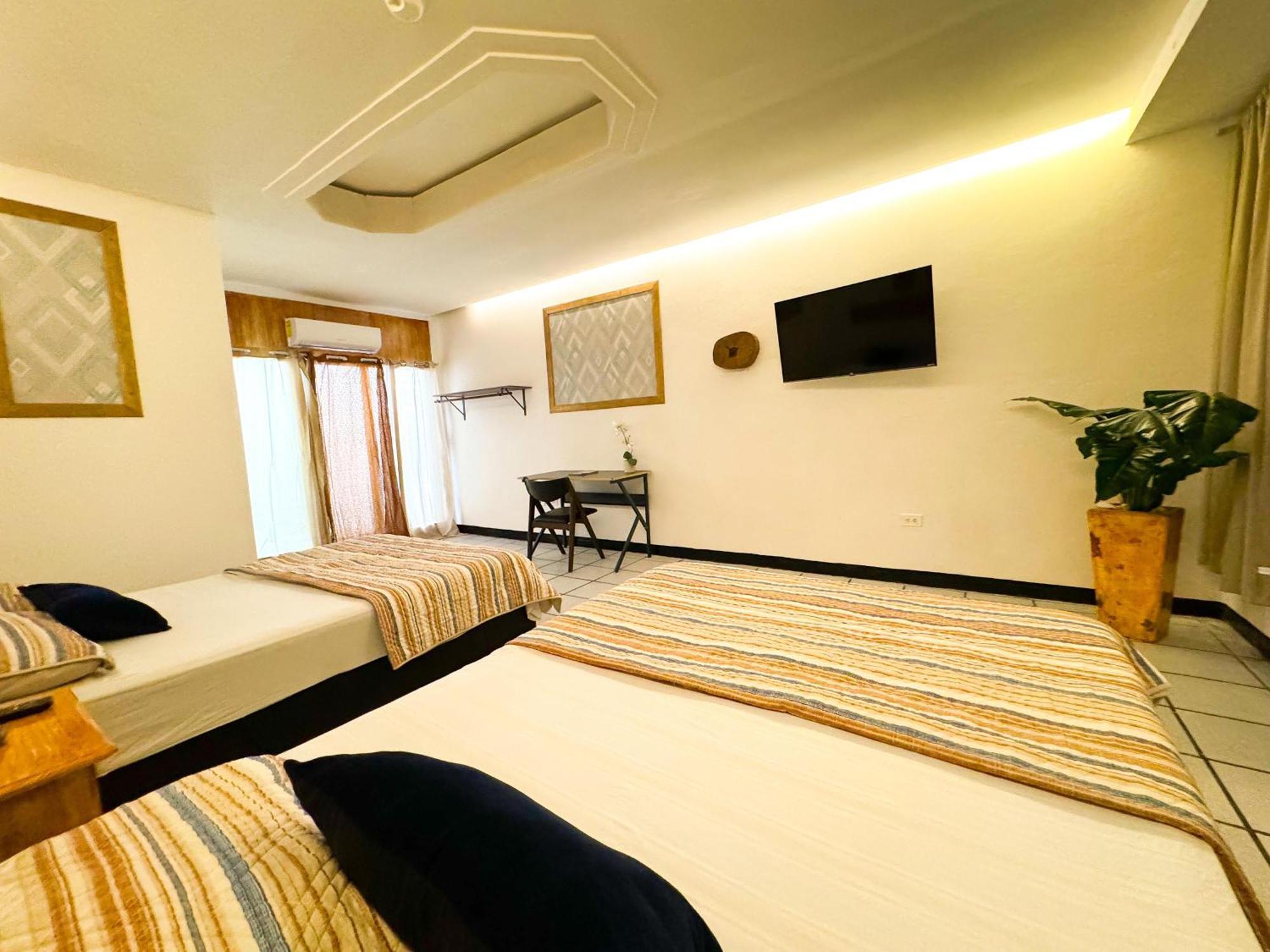 טפצ'ולה Hotel Sexta Avenida מראה חיצוני תמונה