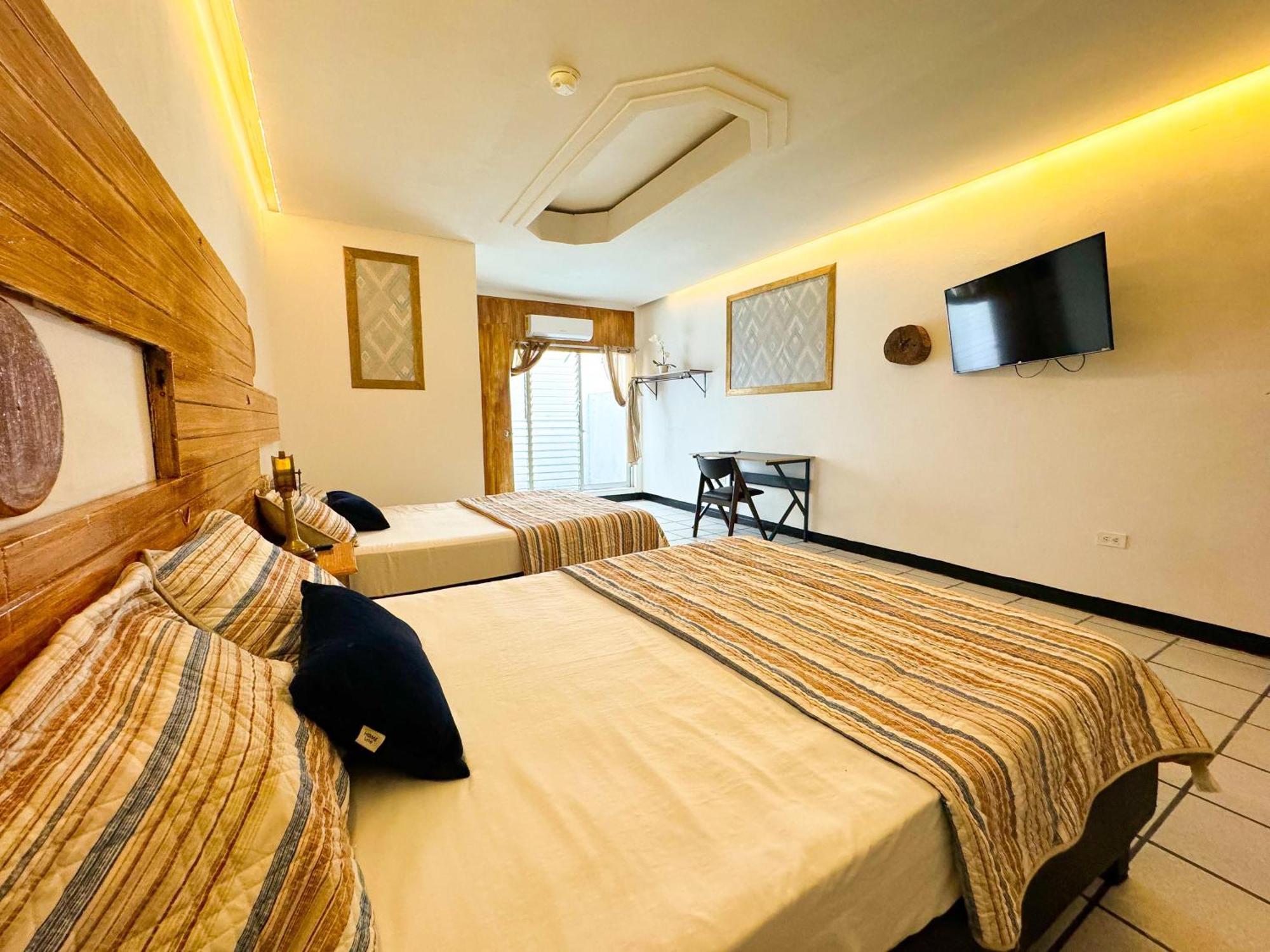 טפצ'ולה Hotel Sexta Avenida מראה חיצוני תמונה